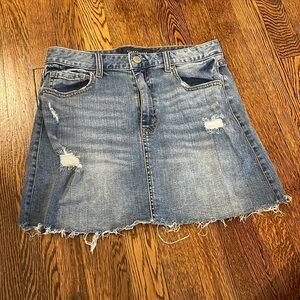 aeropostale ripped medium wash skirt!